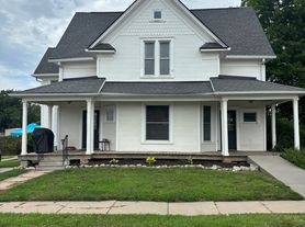 4643 Madison Ave, Lincoln, NE