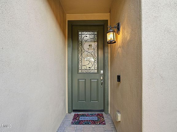 5th image of 3197 N SPRINGFIELD Street