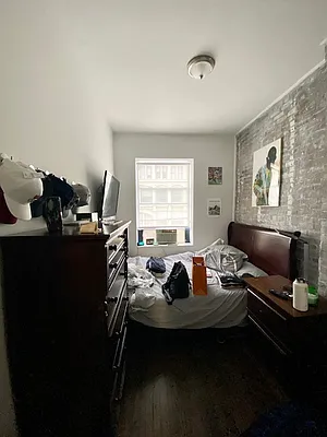 Rented by Dynamik Realty | media 13