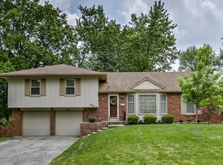 8421 W 88th Ter, Overland Park, KS 66212