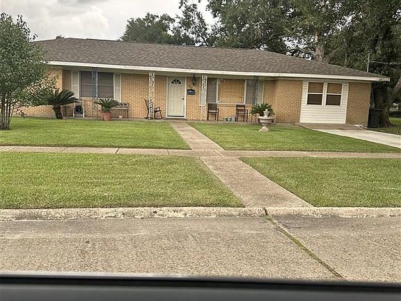2nd image of 208 Dolby St