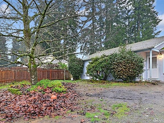 2nd image of 2832 SE Elwood Ct