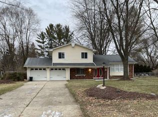 6090 Lancaster Dr, Flint, MI 48532