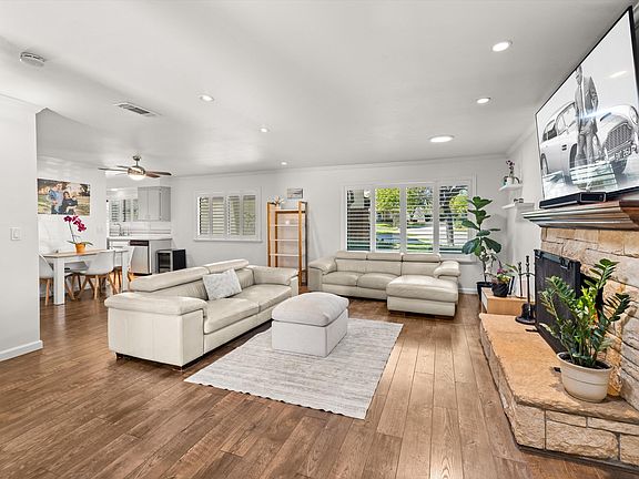 2nd image of 4411 Catlin Cir Unit A