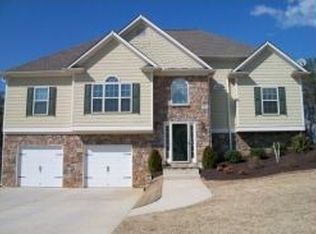 25 N Village Cres, Rydal, GA 30171