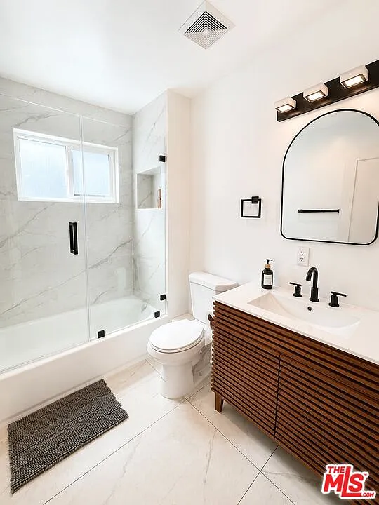 6138 Carlos Ave — Photo 2