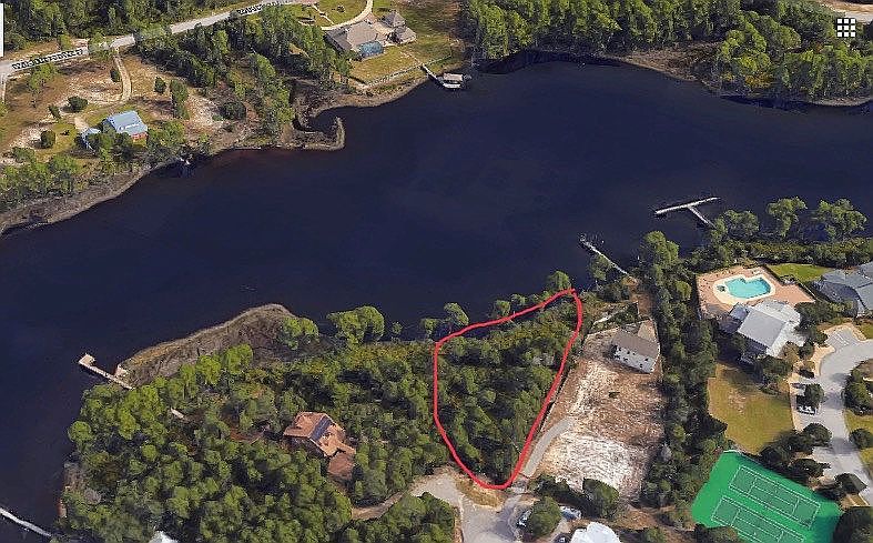 2nd image of 21900 Lakeview Dr