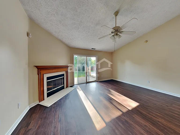 13227 Summerwood Ln — Photo 5