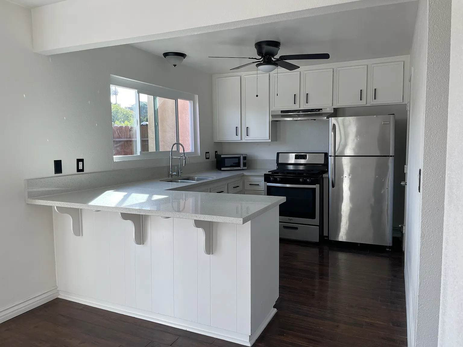 3 bed, 1.5 bath, 1236 sqft, $3,560 — Photo 1