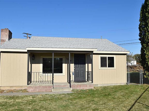 2nd image of 1004 Sanford Ave