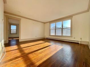 655 Stevens St #2A, Lowell, MA 01851