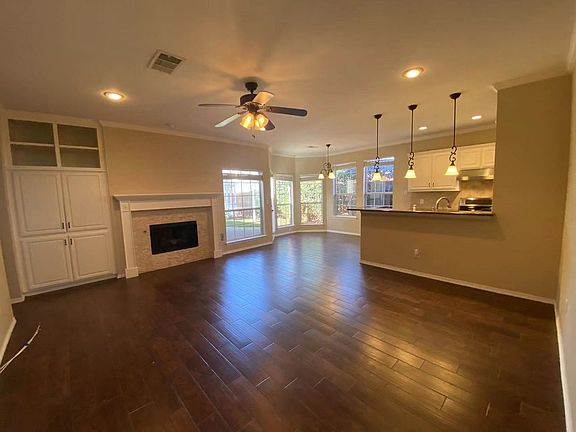 3rd image of 1411 Stone Canyon Way