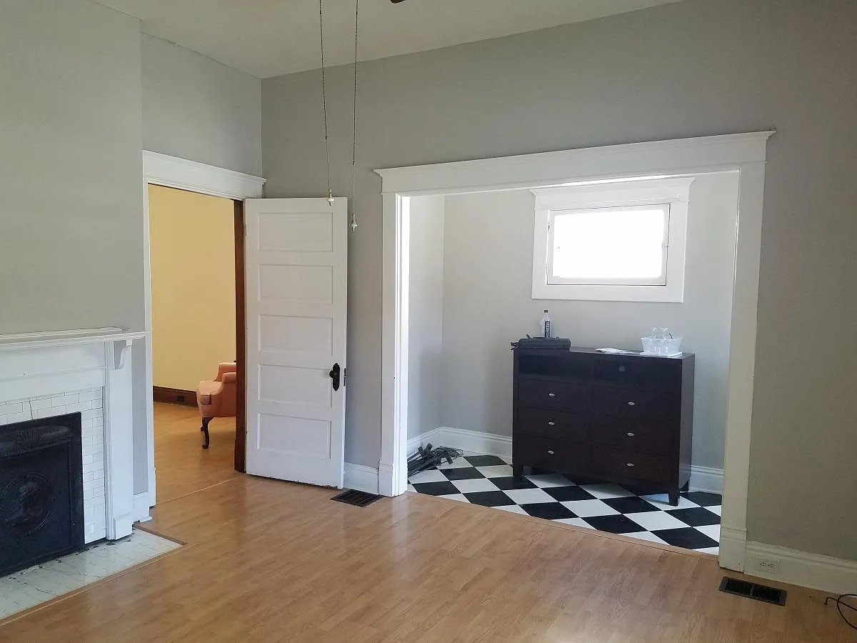 1 bed, 980 sqft, $1,450 — Photo 2