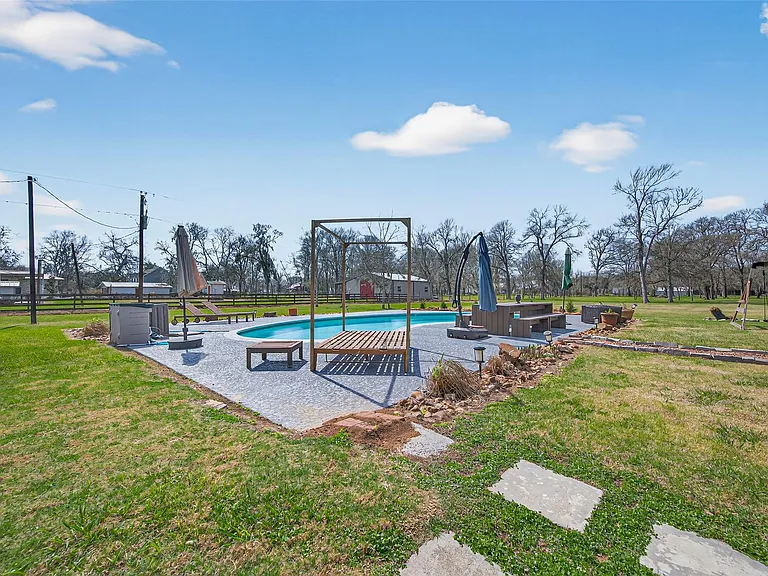 7019 Oak Ln — Photo 42