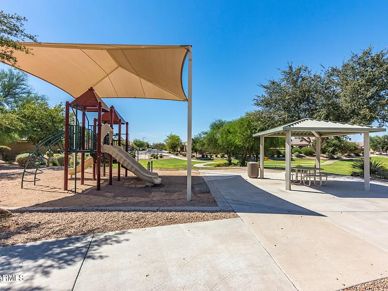 16508 W Almeria Rd — Photo 27