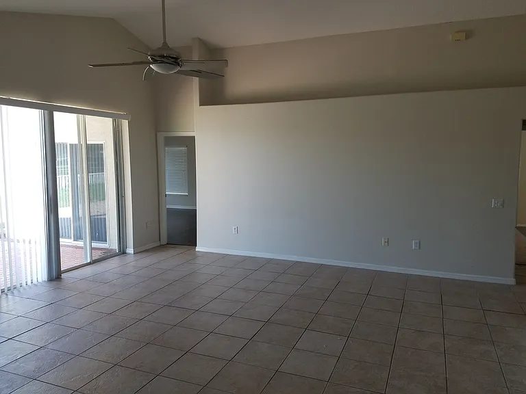9248 Estate Cove Cir — Photo 7