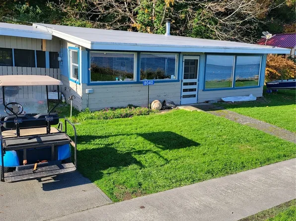 8040 Possession Beach Walk, Clinton, WA 98236