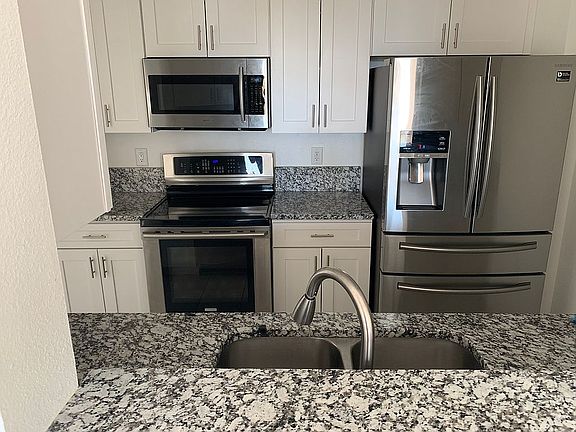 5th image of 7801 Point Meadows Dr Unit 3306