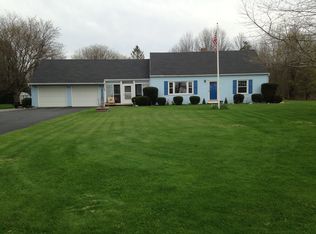 78 Phelps Rd, Honeoye Falls, NY 14472