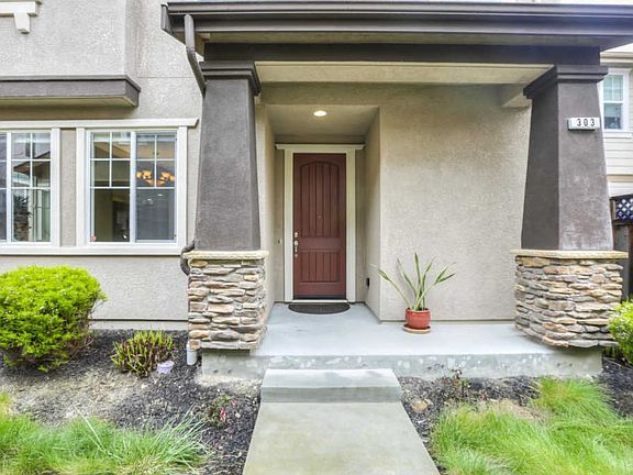 3rd image of 303 Harvest Ln