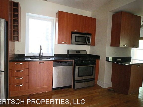 3rd image of 4459 N Campbell Ave #2