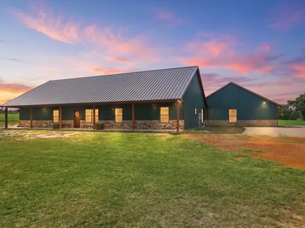 971 Bamboo Rd, Big Sandy, TX 75755