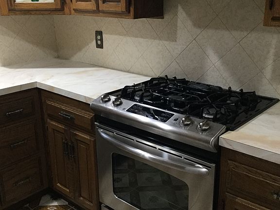 4th image of 1435 156th St #1