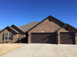 2358 N Montana Ave, Fayetteville, AR 72704