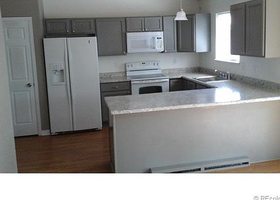 2nd image of 2942 W Davies Ave