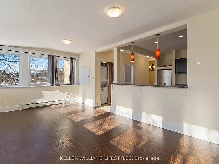 79 Beaconsfield Ave #2 — Photo 8