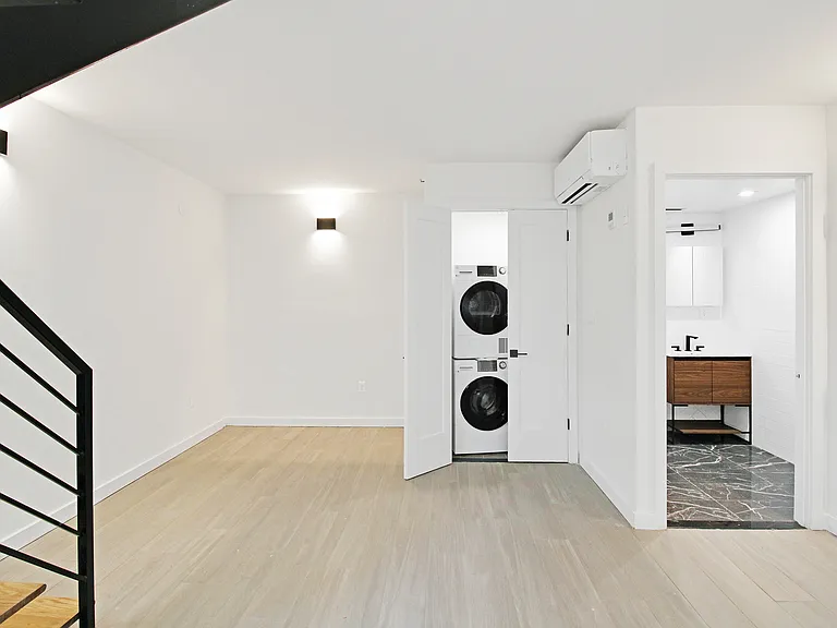 514 Herkimer St #1B — Photo 15