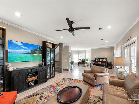 5th image of 13 E Galvez Ct