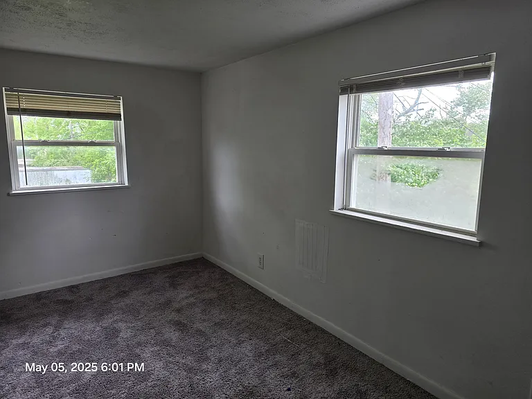 2516 Ashcraft Rd #B — Photo 9