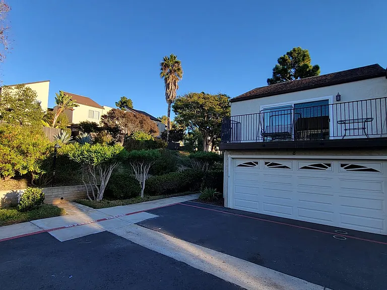 9505 Easter Way #8 — Photo 5