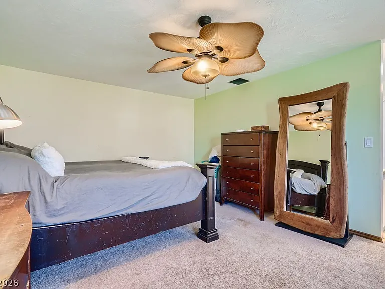 5945 N El Capitan Way — Photo 22