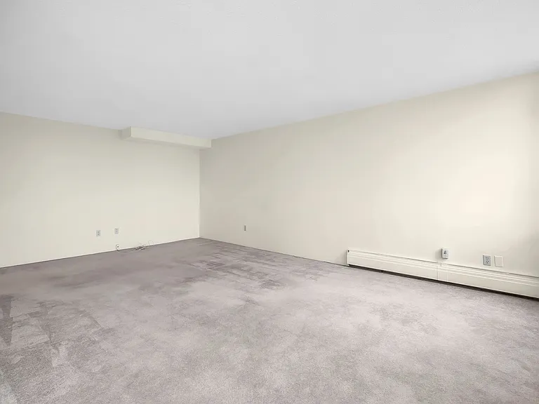 700 Hamilton St — Photo 10
