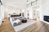 Misty Ln-008.jpg