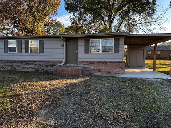 507 W K St, Russellville, AR 72801