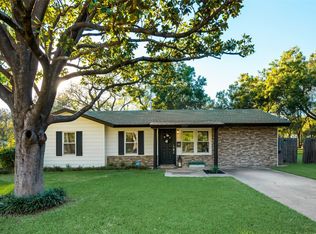 3025 Kerry Ln, Haltom City, TX 76117