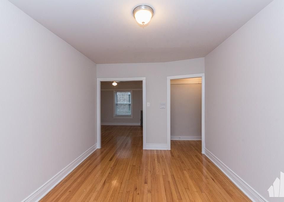 1st image of 1447 W Lunt Ave #1G