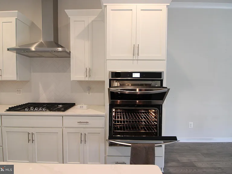 14304 Beckett Glen Cir — Photo 4