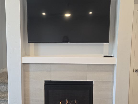 3rd image of 4071 SE Century Blvd