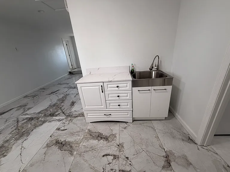 Laundy Sink