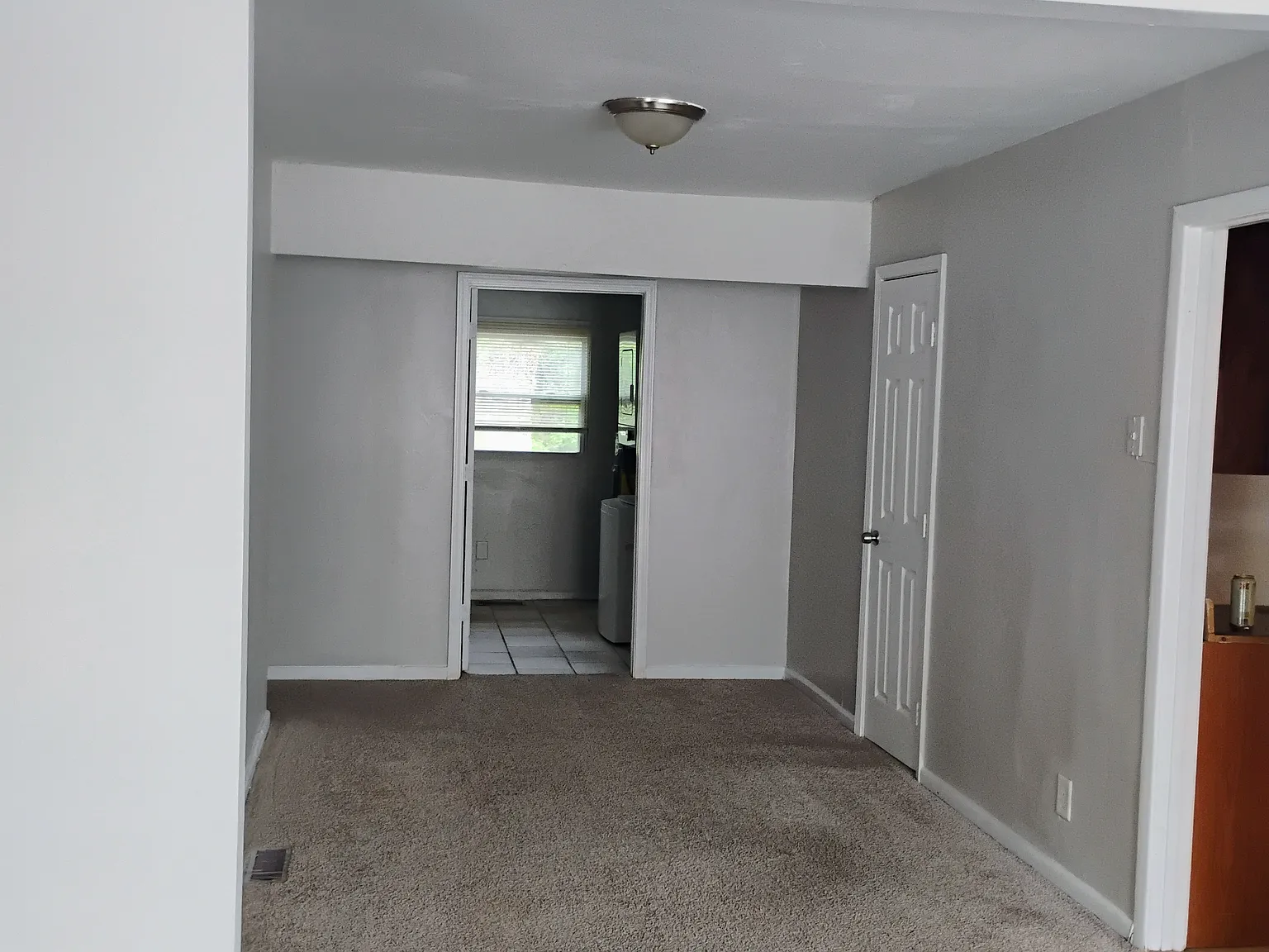 3 bed, 2.0 bath, $1,400 — Photo 3