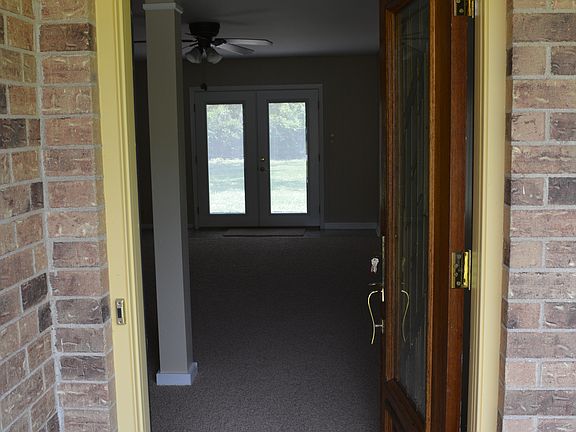 3rd image of 115 Nelson St