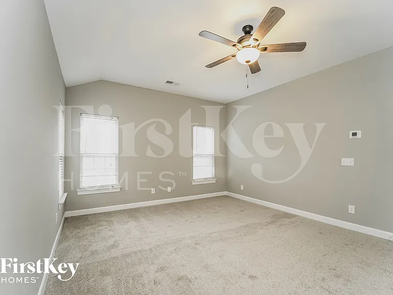 1240 Blackstone Ct NW — Photo 10