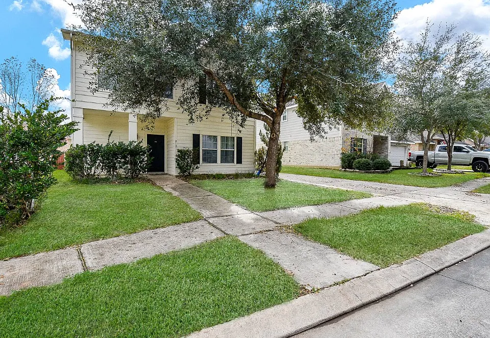 812 Dragonfly Dr