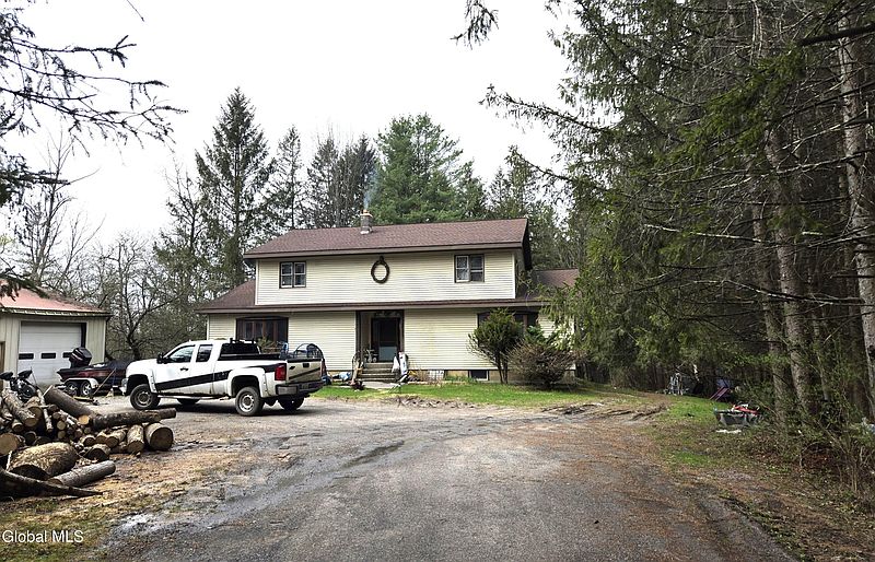 2nd image of 878 Turnbull Road