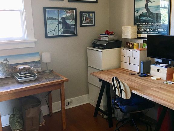 office / 3rd bedroom