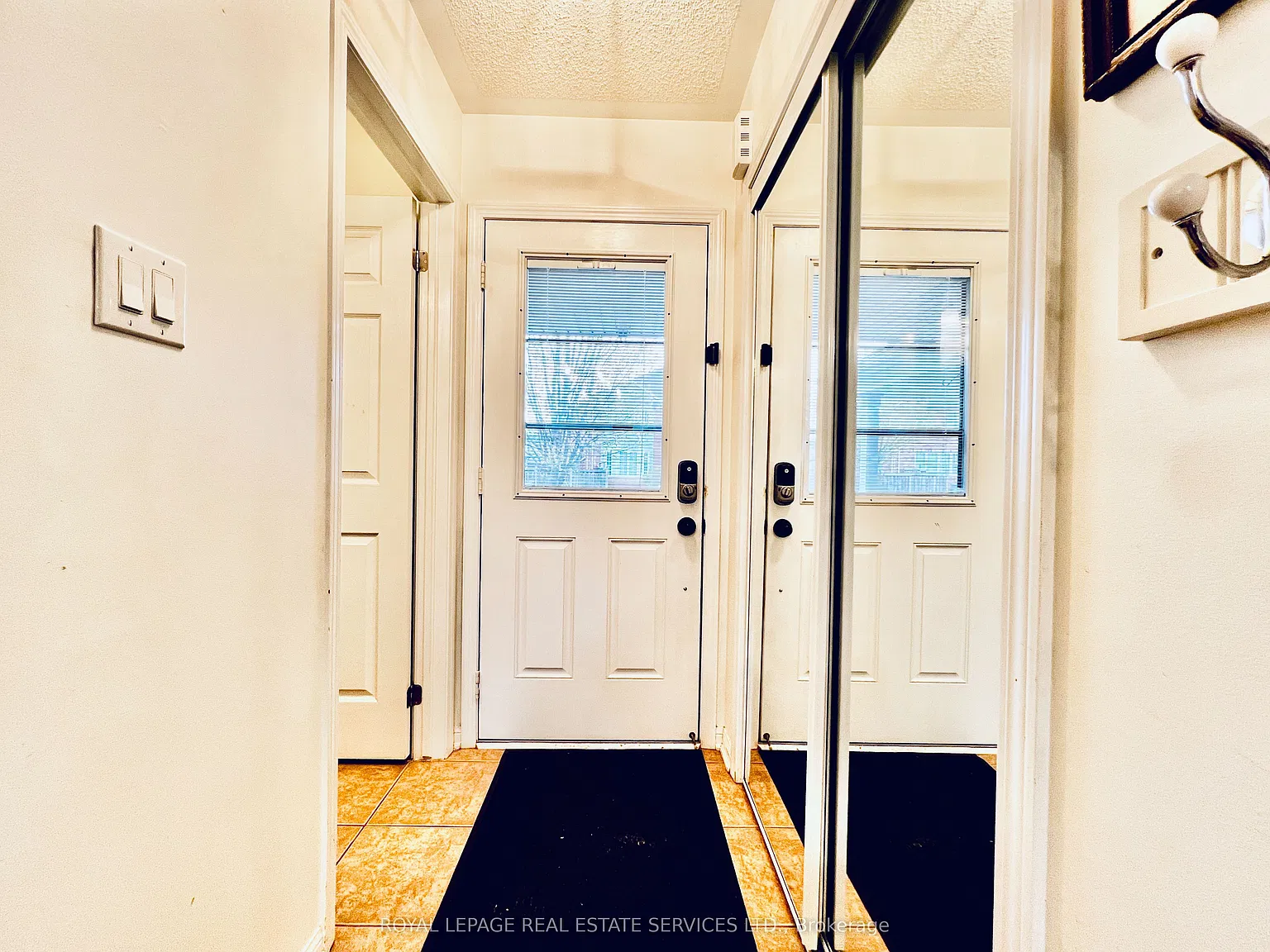 4 bed, $3,100 — Photo 4